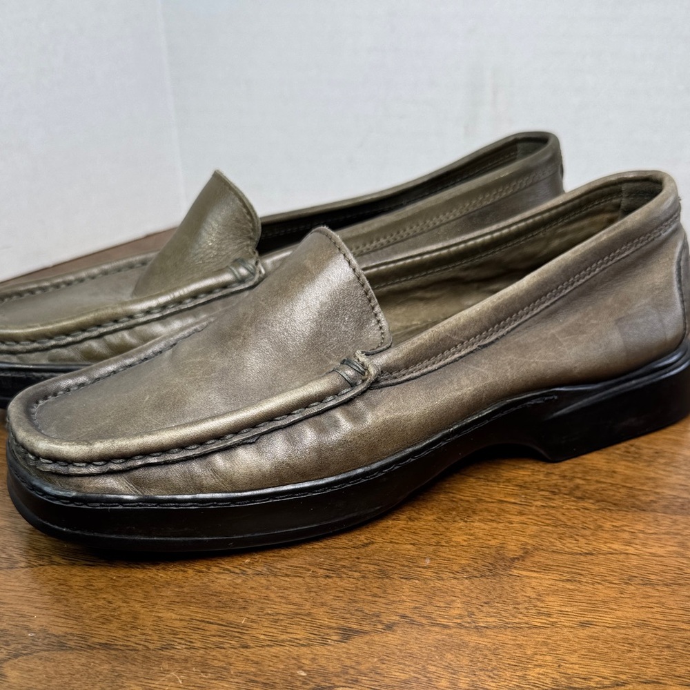 Country Shop Made in Italy Olive Green Leather Loafers, sz 6